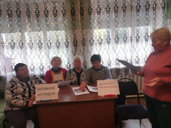 В рамках проекта "Активного долголетия"  Работники культуры с. Ержино провели час здоровья:" Не просто жить, а быть здоровым". 