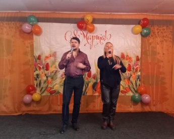💐🌺💐В Троицком СДК прошёл праздничный концерт "Музыка весны", с участием Татьяны Богуш и Андрея Панюхина.