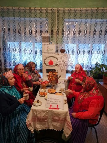"В гости коляда пришла, в дом нам счастье принесла."