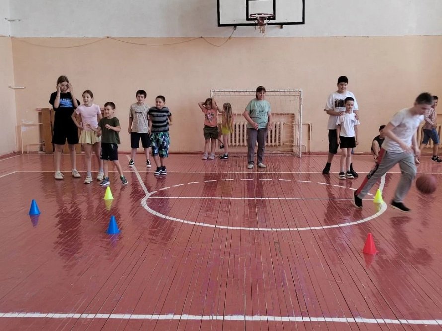 Спорт любить — сильным и здоровым быть