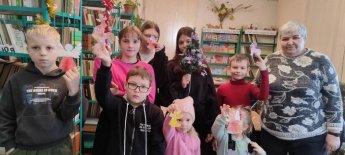 А У НАС КАНИКУЛЫ