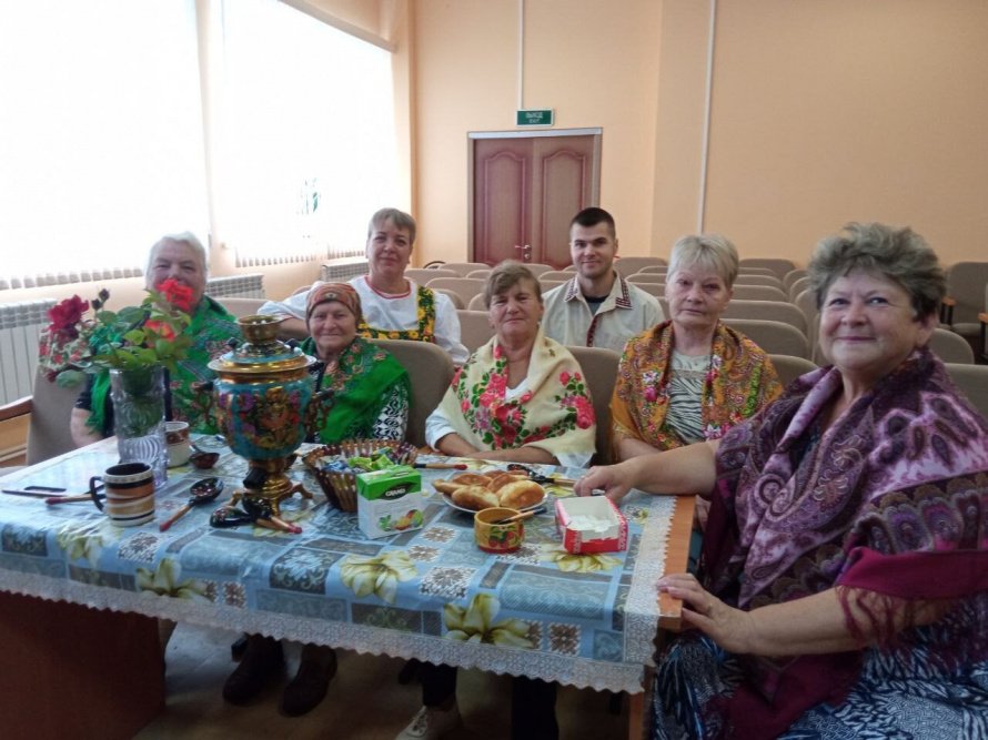Посиделки за самоваром